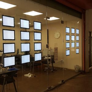 שלטים מוארים לתיווך