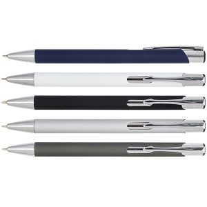 עטי מתכת עם חריטה